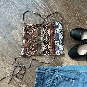 SHEIN Bohemian Cross-back Crop Top